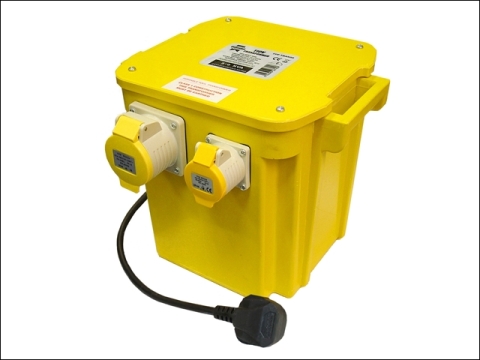 Faithfull Power Plus TRAN5 5 KVA Triple Outlet Transformer